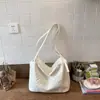 Bolso Cruzado Shuai Mijia Simple y Elegante Estrella 2026 Nuevo Bolso de Hombro de Gran Capacidad Bolso Casual Personalizado para el Día a Día