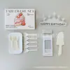 Set de vajilla desechable para pastel, incluye seis piezas, para fiestas de cumpleaños; fabricante de cuchillos, tenedores y platos para pastel; set de caja de regalo