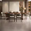 Conjunto de mesa de chá e cadeiras em nogueira com estética estilo song, uma combinação luxuosa para uso em sala de estar e escritório, apresentando uma grande mesa de chá e cinco cadeiras