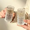 Copo de Vinho de Vidro Embossado Simples de Luxo Leve para Uso Doméstico Copo de Shot Transparente Copo de Licor Espessado Whiskey Bebida Estrangeira Copo Pequeno de Vinho