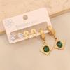 [Ice Meng] 3 pares de pendientes retro de malaquita, amor, flores, pendientes de acero inoxidable, joyería transfronteriza E569