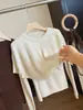 Estilo elegante e suave, cardigã de tricô de manga comprida para mulheres, perfeito para o outono, com um visual sofisticado e estiloso, versátil, de corte justo e que valoriza a silhueta.