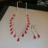 Traje de collar y pendientes de diamante ovalado europeo y americano exagerado luz de lujo alta gama cadena de clavícula nicho moda joyería al por mayor