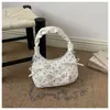 Mochila Texturizada Estampada 2026, Moderna y Sencilla, Bolso de Nicho para Mujer, Bolso Cruzado de Cadena de Hombro Único Estilo Coreano de Lunares