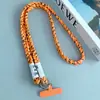 Lanyard Largo para Teléfono Correa Cruzada Exterior Antiperdida Cadena Duradera para Teléfono Llavero Colgante de Dibujos Animados Universal Tendencia