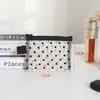 Bolsa de Maquiagem de Rede Estilo Ins Super Popular Bolsa de Maquiagem Portátil Feminina Malha de Amor Boca de Maquiagem Envelope Vermelho Armazenamento de Cosméticos
