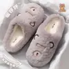 Chinelos de algodão para uso doméstico para homens, chinelos de pelúcia quentes antiderrapantes para interior com sola grossa de inverno, sapatos de algodão de inverno para mulheres