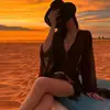 Bikini de Tres Piezas Hueco Estilo Nuevo 2026 Sexy para Mujer de Gama Alta Malla de Manga Larga Cubre Traje de Baño para Vacaciones