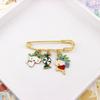 Broche nuevo personalizado con diseño de Crayon Shin para estudiantes, hombres y mujeres, insignia japonesa de dibujos animados, alfiler para ropa, decoración para bolsos