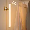 Tira de Luz con Sensor de Movimiento Corporal Ultra Delgada, Tira LED Inteligente, Adhesiva Interior Recargable para Gabinete, Gabinete de Vino, Tira de Luz para Armario