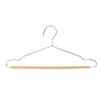 Percha de ropa de haya nórdica, simple, de hierro, de acero inoxidable, sin costuras, de madera gruesa, percha para ropa del hogar, percha para colgar ropa