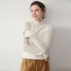 Suéter Casual de Cachemira para Bebé con Cuello Medio para Mujer 2025 Otoño e Invierno Nuevo Estilo Raya Vertical Aspecto Adelgazante Camiseta para Capas Interiores