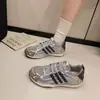 Zapatos de Malla Versátiles de Moda para Mujer, Estilo Alemán de Entrenamiento y Forrest Gump, Adelgazantes, Ligeros, Tenis Casuales para Mujer, Nueva Colección Primavera y Otoño 2026