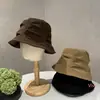 Sombrero de pescador plisado retro japonés Otoño Invierno Estilo Yamamoto Versátil Ala plana Sombrero de sol Sombrero de pescador con visera para adelgazar la cara