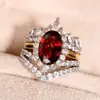 Anillo de Estilo Oscuro de la Princesa Cao Shi, Juego de Anillos Apilables de Tres Piezas para Mujer, Joyería de Corona Bicolor con Imitación de Rubí