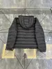 Chamarra de plumas ligera acanalada Galion de Putian 26ss con capucha, corte slim, unisex