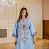 Vestido Longo de Estamparia a Quente com Strass, Impressão Única em Quatro Lados, Bainha Larga Luxuosa, Saia Elegante, Fábrica, Feito Sob Medida