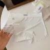 Ropa interior femenina de seda helada con sensación fresca, entrepierna antibacteriana de algodón puro, segura y anti-exposición, nuevo estilo fino de verano 2025 para mujer, shorts tipo bóxer