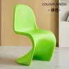 Sillas de comedor apilables estilo nórdico para uso doméstico, sillas de reunión de diseño simple, sillas de respaldo de plástico de moda, sillas Panton, sillas de tocador
