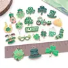 Festival Irlandês Transfronteiriço DIY Desenho Animado Esmalte Liga de Metal Acessórios de Joias Pingente Único Pingente de Trevo da Sorte Verde