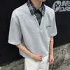 Camiseta con cuello de camisa falsa de dos piezas empalmadas para hombre, top de verano retro americano de manga corta, top de manga media estilo universitario para pareja
