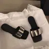 Primer Encuentro con el Estilo de Moda de la Temporada: ¡Lujo Ligero y Discreto! Sandalias Metálicas de Diseño, Cuadradas Planas con Punta Francesa, Estilo Francés, para Exteriores, para Mujer