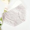 Atacado de lingerie feminina de seda gelada, confortável, cintura média, renda, cor sólida, calcinhas japonesas, fundo de algodão, roupa íntima feminina confortável e respirável