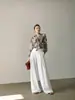 Ropa para mujer transfronteriza al por mayor: popular colección de otoño con camisas estampadas tie-dye, ligeramente transparentes, de corte holgado, hombros caídos, manga larga y tops elegantes