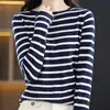 Blusa Feminina de Tricô Listrada de Manga Longa 2026 Nova Coleção Primavera Estilo Coreano Versátil Solta Camisola Camisa Camada Base Fina