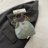 Bolso Pequeño de Moda Estampado de Leopardo para Mujer 2026 Otoño/Invierno Nuevo Bolso de Cubo de Mano Bolso Cruzado de Cadena Retro Elegante Casual