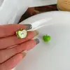 Brincos de Maçã Doces e Frescos para Mulheres, Brincos com Design Assimétrico Exquisito e Compacto, Brincos Fofos e Versáteis para Meninas, Brincos da Moda