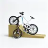Chaveiro dedo bicicleta dedo skate bicicleta oito chaveiro fecho lagosta joias brinquedos transfronteiriços
