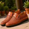 Sandalias de Verano Amazon Transfronterizas Zapatos de Malla Transpirable para Hombre Talla Grande 50 Zapatos de Cuero Cómodos de Suela Blanda para Ponerse Zapatos de Papá