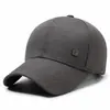 Sombrero de nuevo estilo para hombres de mediana edad, gorra de béisbol de color liso, versión coreana, versátil para primavera y otoño, sombrero solar casual para exteriores para hombres