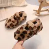 Sapatos peludos infantis outono e inverno 2025 estilo coreano pelúcia sapatos infantis meninas mais veludo sapatos peludos bebê menina sapatos de algodão