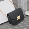Bolsas para Mulheres 2025 Novo Estilo Corrente Simples Pequena Quadrada Tendência Uma Alça Transversal Clássica Pequena para Celular Atacado Exquisite