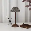 Comércio Exterior Transfronteiriço Metal de Luxo Leve Criativo Forma de Cogumelo Luz Noturna Regulável para Quarto Mesa de Cabeceira, Lâmpada de Mesa Aconchegante Forma de Guarda-chuva
