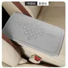 2026 Nuevo Modelo Nudo Chino Gamuza Alfombrilla para Caja de Reposabrazos de Coche en Rosa Iceberry