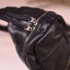 Masculino cross-body couro retro couro personalizado plissado clássico versátil nicho artístico jovem empresa ciclismo bolsa