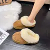 2026 Novas Pantufas de Pelo Femininas Sola Grossa Uso Externo Interno Duplo Pantufas de Pelo Acolchoadas Aquecimento de Inverno Aumentadoras de Altura Pantufas de Algodão