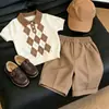 Conjunto Estilo Academia Retro para Niños 26 Verano Nuevo Cuadros Cuello Polo Manga Corta Tejido Traje Infantil Pantalones Cortos