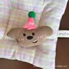 Fofo desenho animado KT gatinho de pelúcia pingente coelho broche cachecol meias acessórios chinelos chapéu acessórios de vestuário