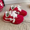 Tênis de treino alemães infantis com sola macia, novos tênis esportivos respiráveis de malha para outono, calçados casuais para meninos e meninas, sapatos infantis leves antiderrapantes