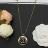 Nuevo Conjunto Estilo Chanel Transfronterizo con Etiqueta, Pendientes de Resina Doble C de Alta Calidad Versión AB, Collar, Cadena para Suéter