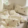 Conjunto de Cama de Algodão Lavado Cloud-Sense Classe A Quatro Peças Capa de Edredom Floral Pequeno Lençóis Colcha Conjunto de Três Peças para Dormitório Universitário