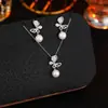 Conjunto de Brincos e Colar Weidni de Luxo Acessível, High-End, Elegante, Moderno e Versátil, Atacado para Mulheres