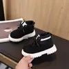 Botas Curtas para Meninas, Novas Botas Infantis para Primavera e Outono, Sapatos de Couro para Bebê, Botas de Princesa, Botas para Meninas de Outono e Inverno, Estilo Retrô
