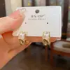 Brincos Argola Irregulares de Pérola Gota d'Água Camada Fina Retro Francês Elegante Leve Luxo Versátil Design Simples Brincos Atacado