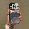 Funda Protectora para Teléfono Móvil Estilo Ins Transfronterizo Paisaje de Montaña al Atardecer Pintura al Óleo Transparente Suave iPhone18Promax Anticaída