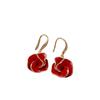 Otoño e Invierno Nuevos Aretes de Diamante Camelia Roja Diseño Nicho Aretes Avanzados Estilo Occidental Aretes de Flor Únicos